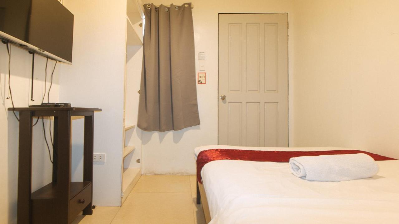 Nearest Hostel Pasay City By Reddoorz Dış mekan fotoğraf